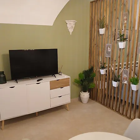 Metro House *