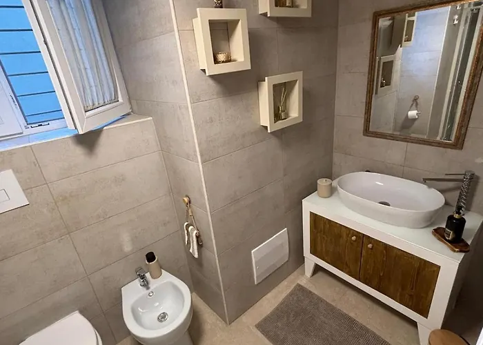 Metro House Апартаменты