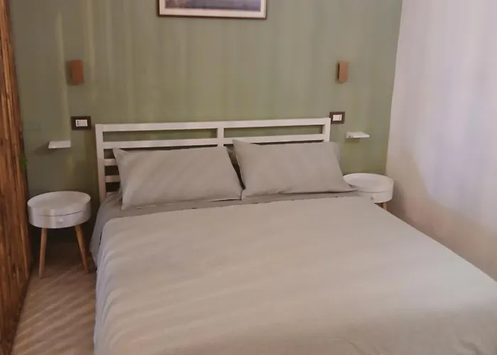 Metro House Апартаменты *